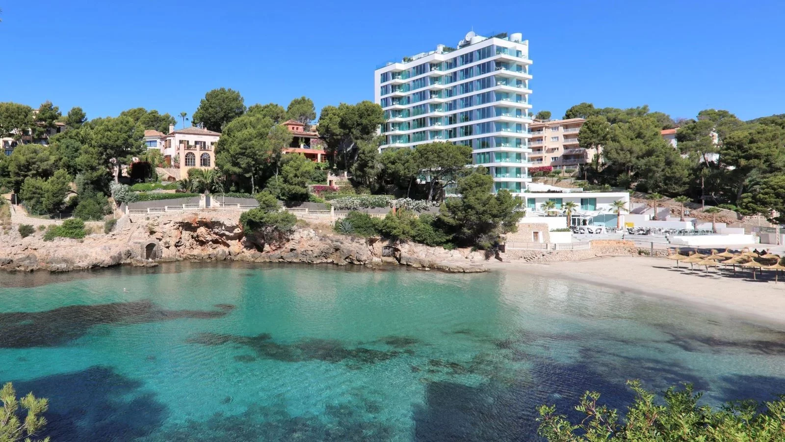 Hotel The Donna Portals