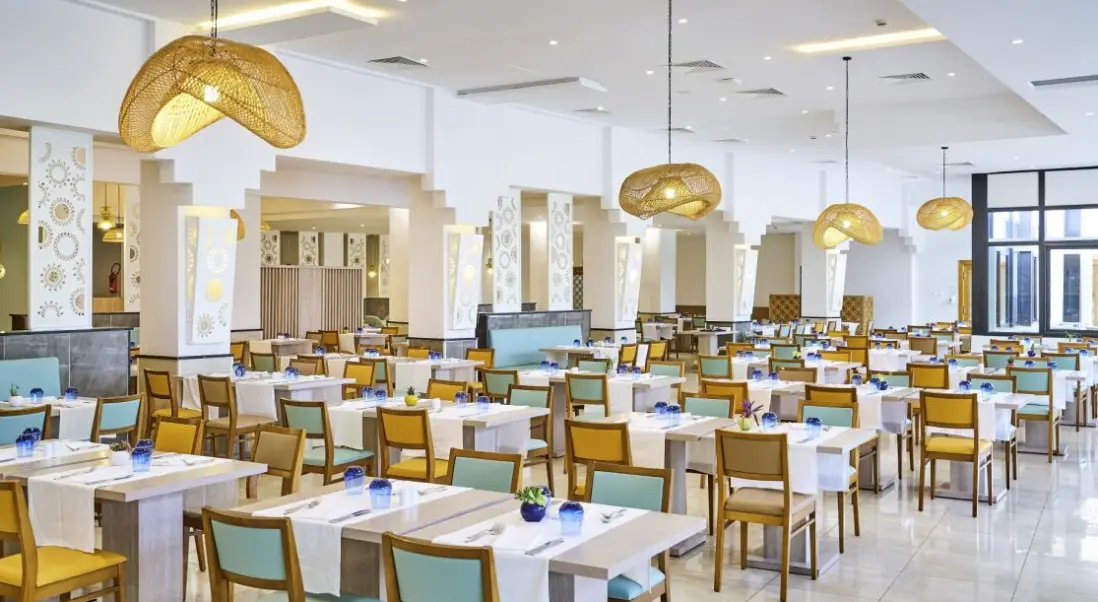 Restauracja i jedzenie w hotelu TUI Blue Manar
