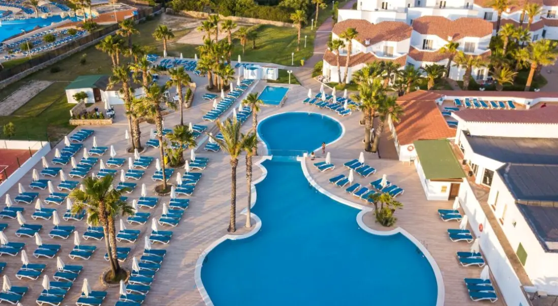 Basen w hotelu TUI Suneo Marinda Garden