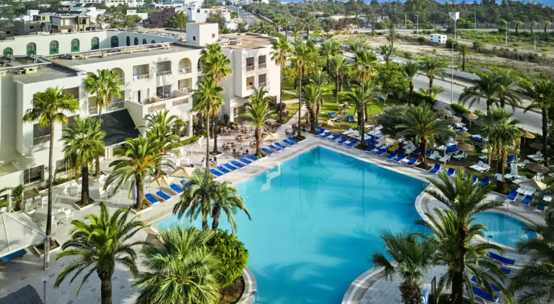 Basen w hotelu TUI Suneo Palm Beach Skanes