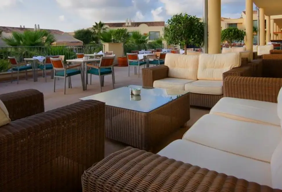 Restauracja i jedzenie w hotelu Valentin Star