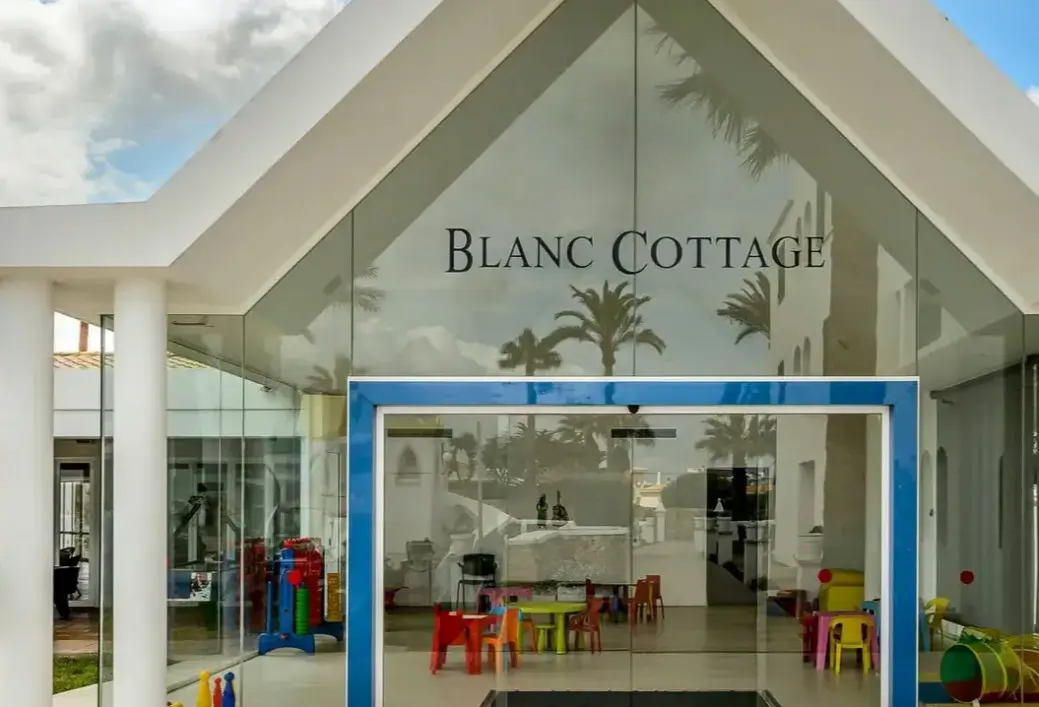 Obiekt hotelu Vibra Blanc Cottage