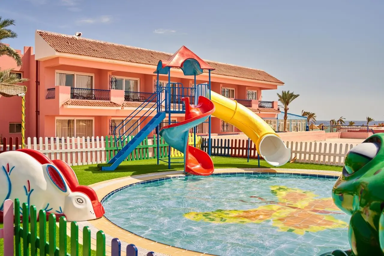 Alexander the Great — ALEXANDER THE GREAT RESORT