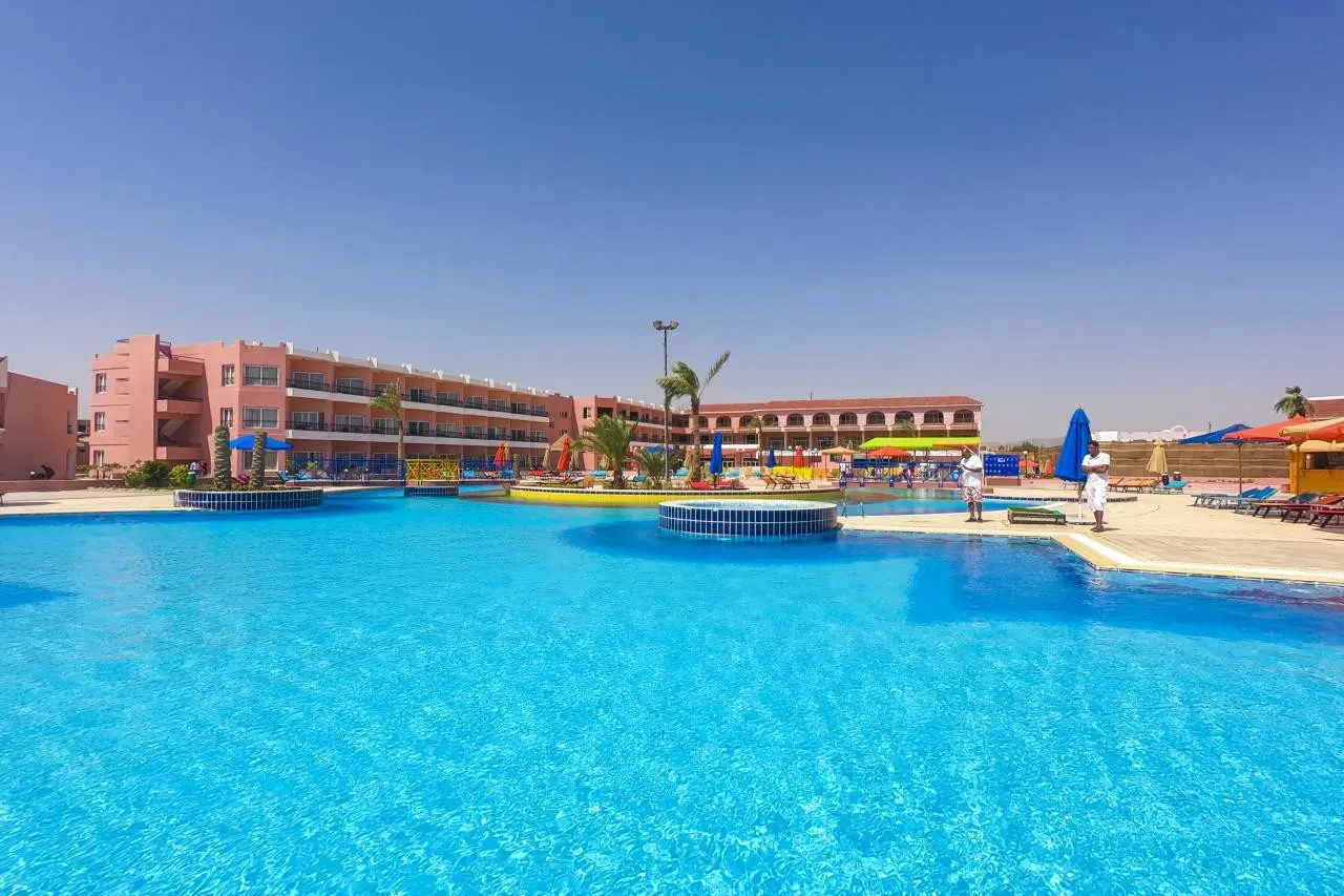 Alexander the Great — ALEXANDER THE GREAT RESORT