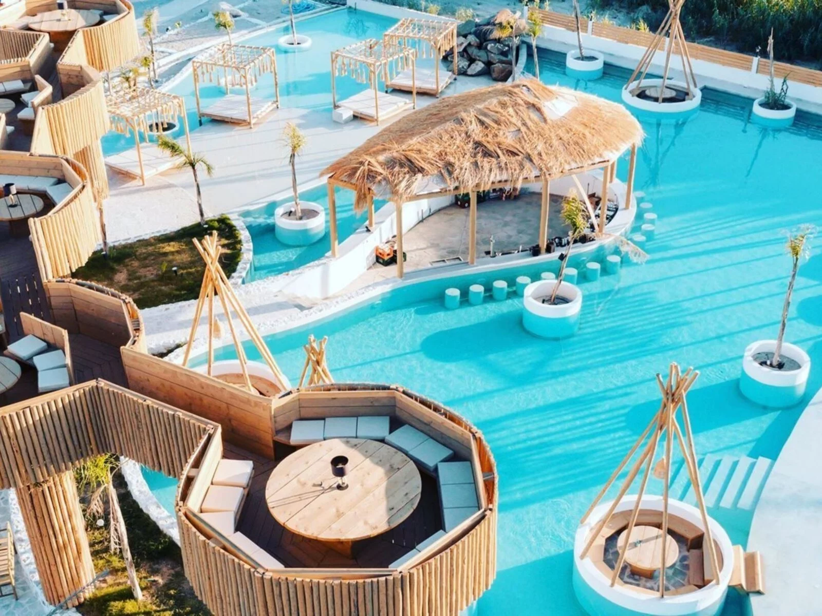 Hotel Alia Luxury Suites