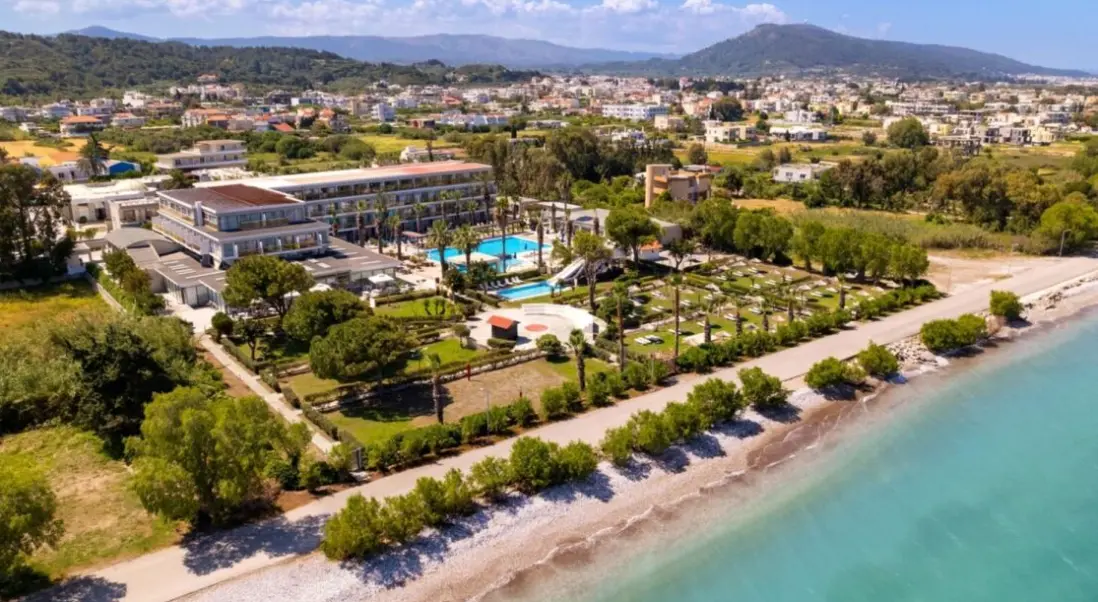 Obiekt hotelu All Senses Ocean Blue Sea Side Resort