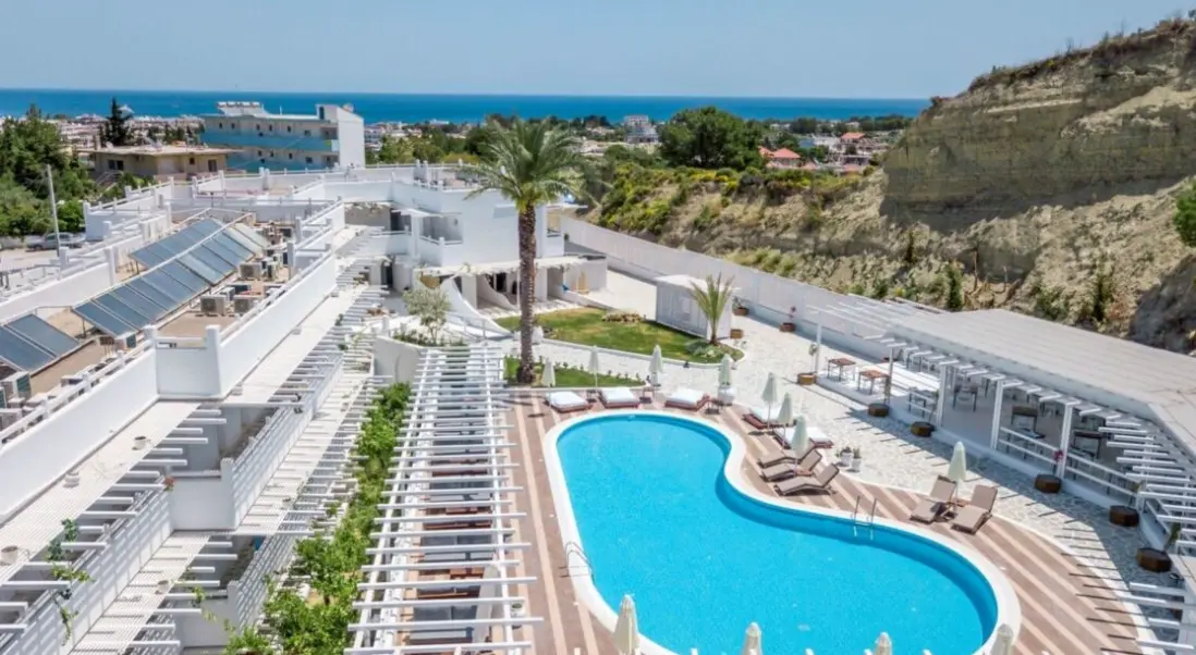 Basen w hotelu Aloe Hotel - Adults Only