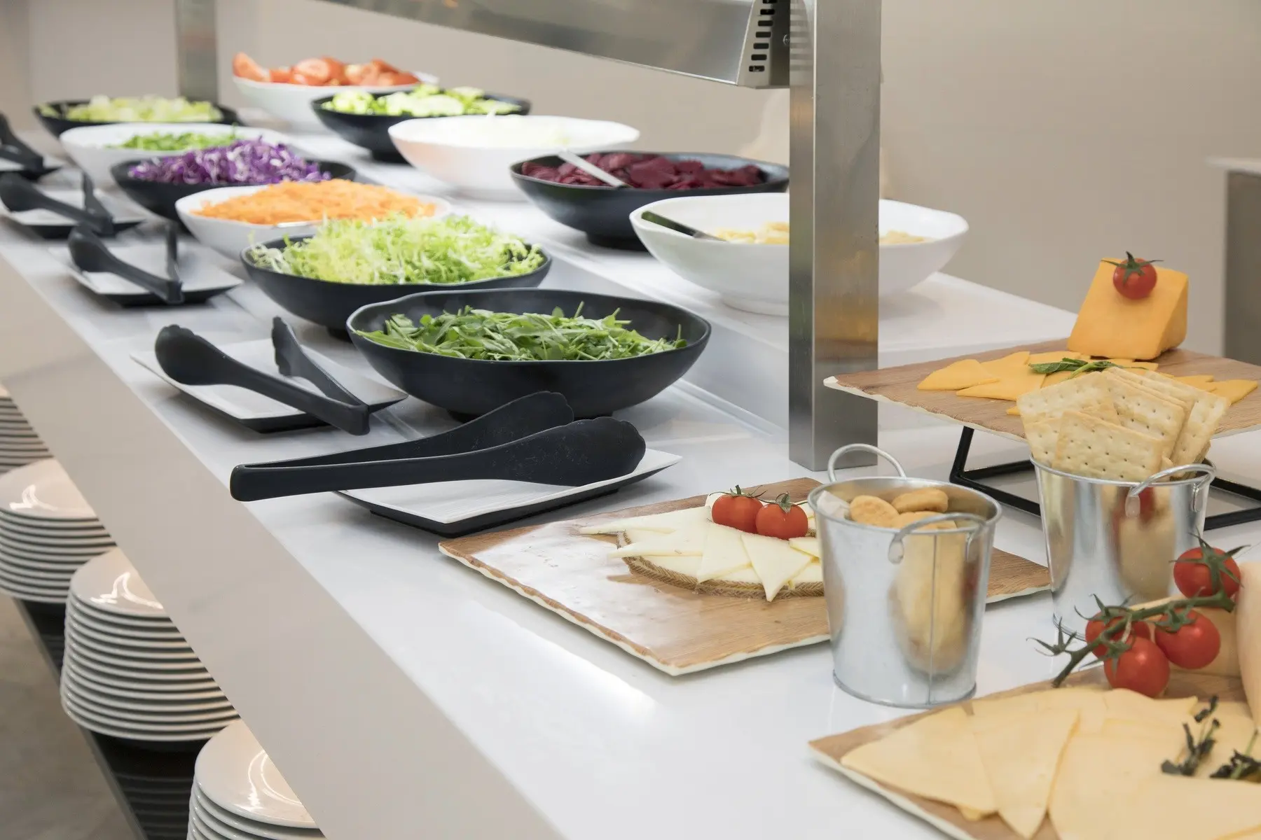 Alua Leo — ALUA LEO