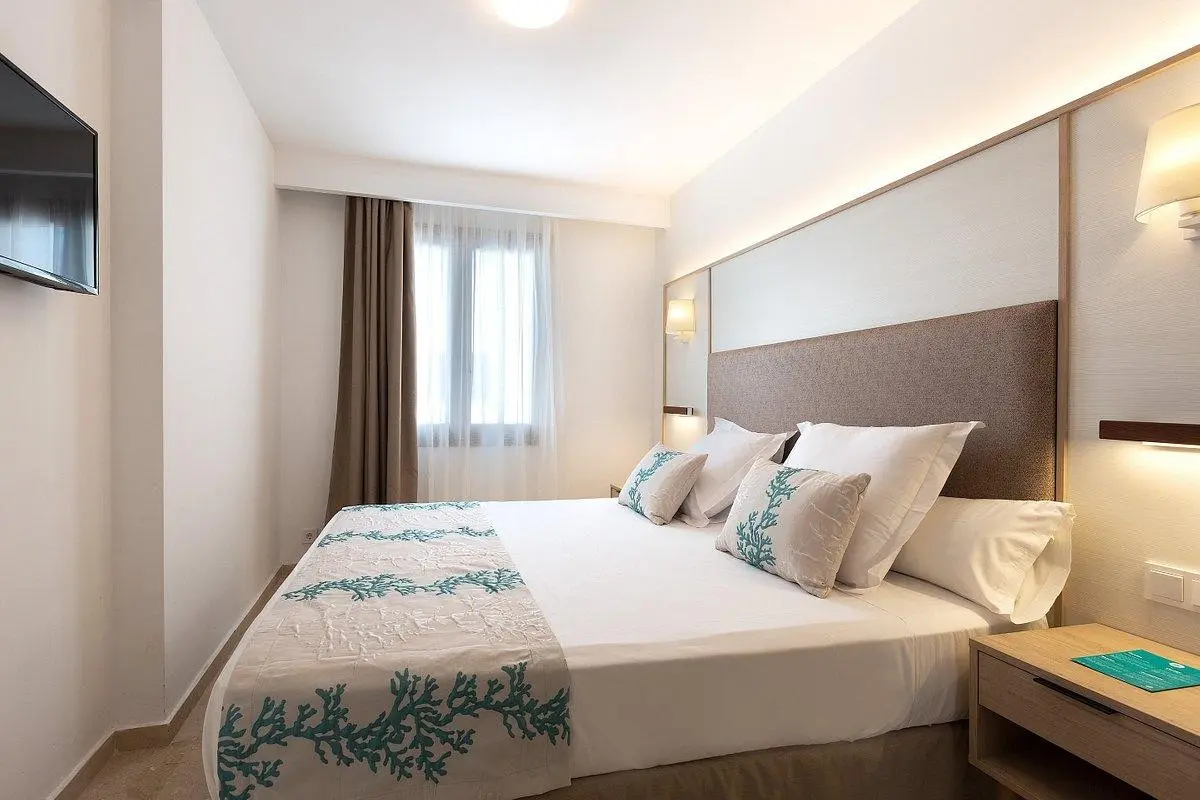 Alua Suites Las Rocas — ALUA SUITES LAS ROCAS