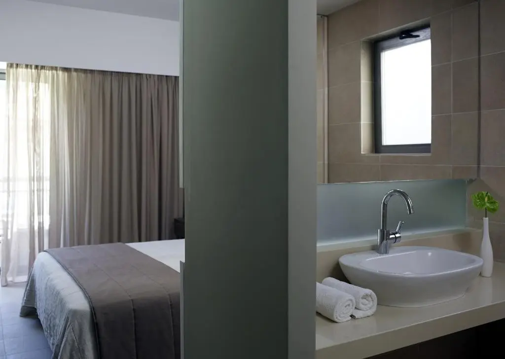 Angela Downtown Hotel — ANGELA DOWNTOWN