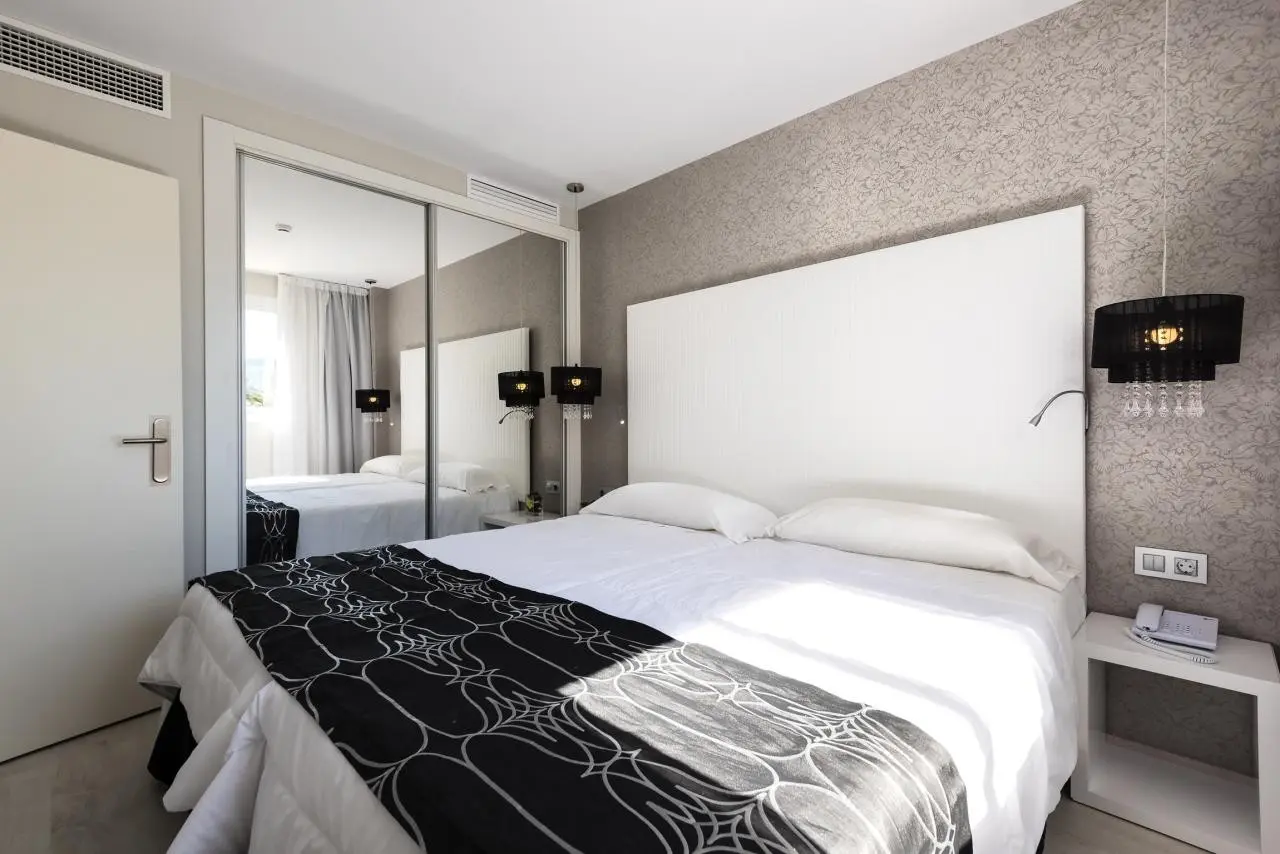 Aparthotel Alcudia Garden & Palm — ALCUDIA GARDEN APART