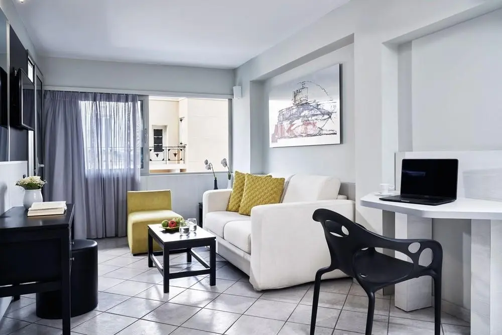 Aquamare City & Beach Hotel — AQUAMARE CITY BEACH