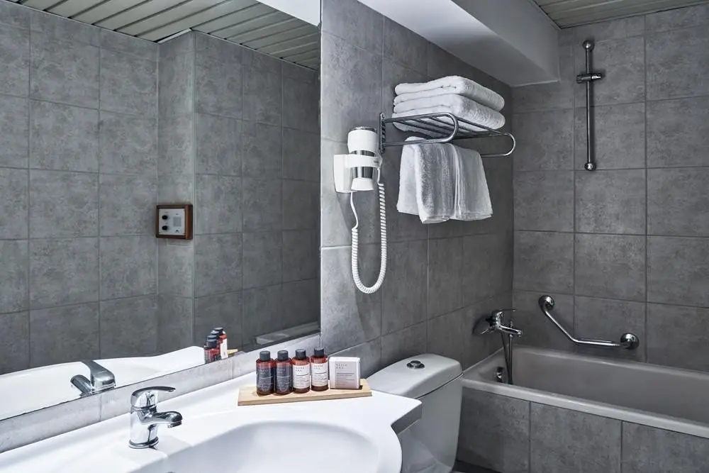 Aquamare City & Beach Hotel — AQUAMARE CITY BEACH