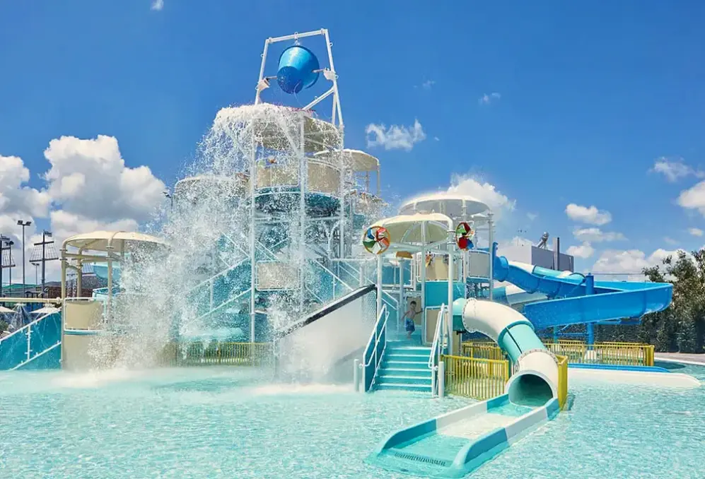 Basen w hotelu Atlantica Dreams Resort