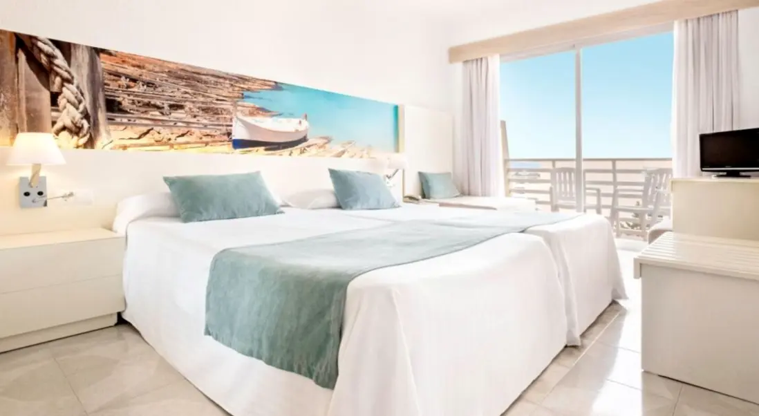 Pokój w hotelu Bahamas & Bahamas II Azuline