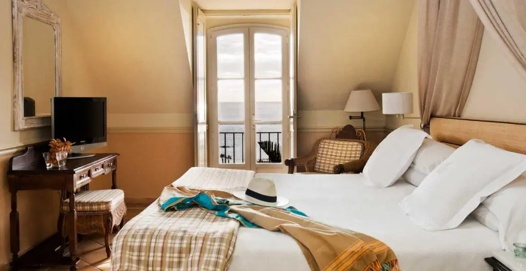 Pokój w hotelu Bahia del Duque