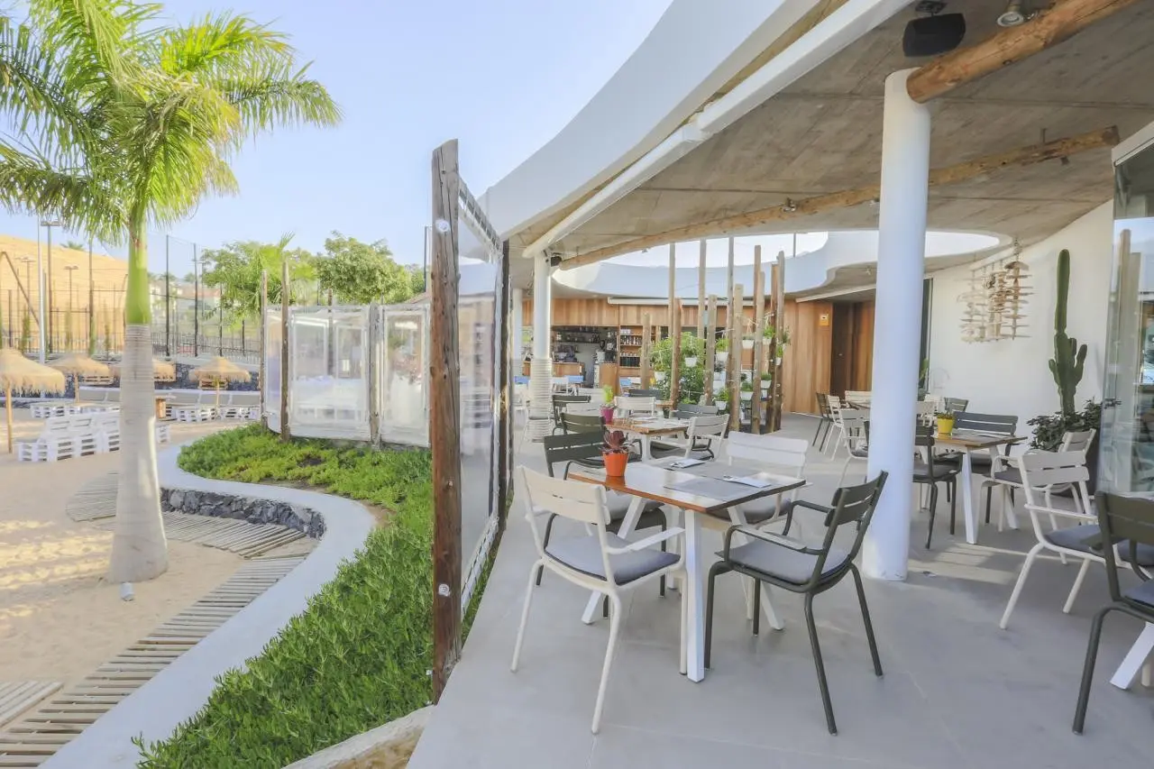 Baobab Suites — BAOBAB SUITES