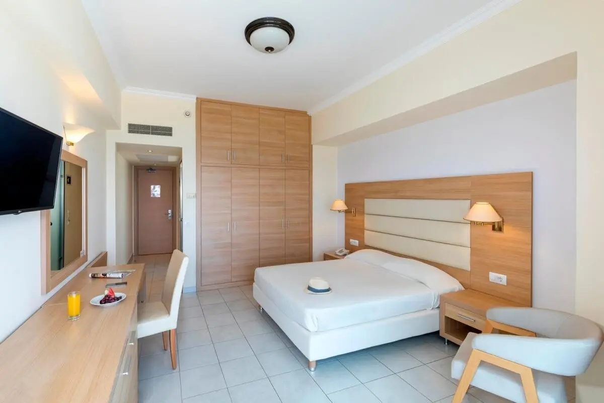 Belair Beach Hotel — BELAIR BEACH