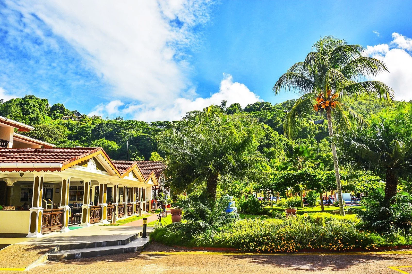 Hotel Berjaya Praslin Resort