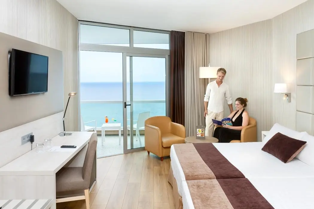 Best Hotel Semiramis — BEST SEMIRAMIS