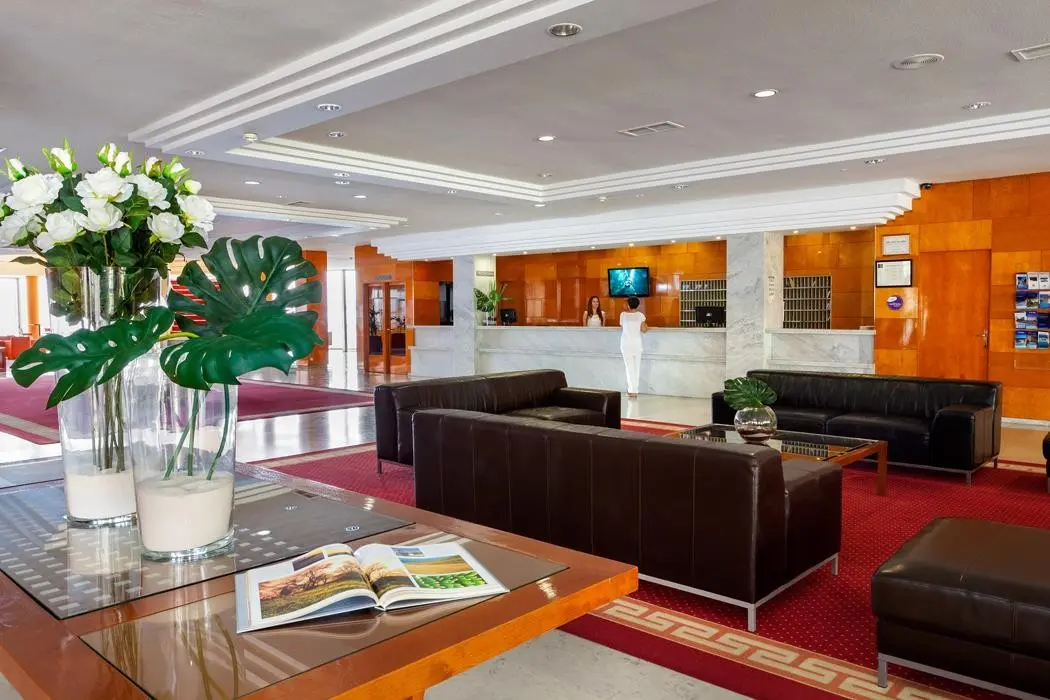 Best Hotel Semiramis — BEST SEMIRAMIS