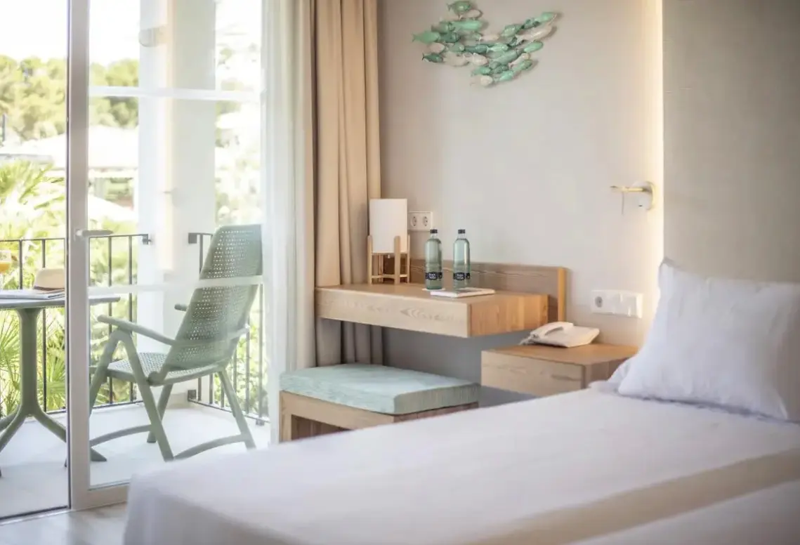 Pokój w hotelu Blau Colonia Sant Jordi