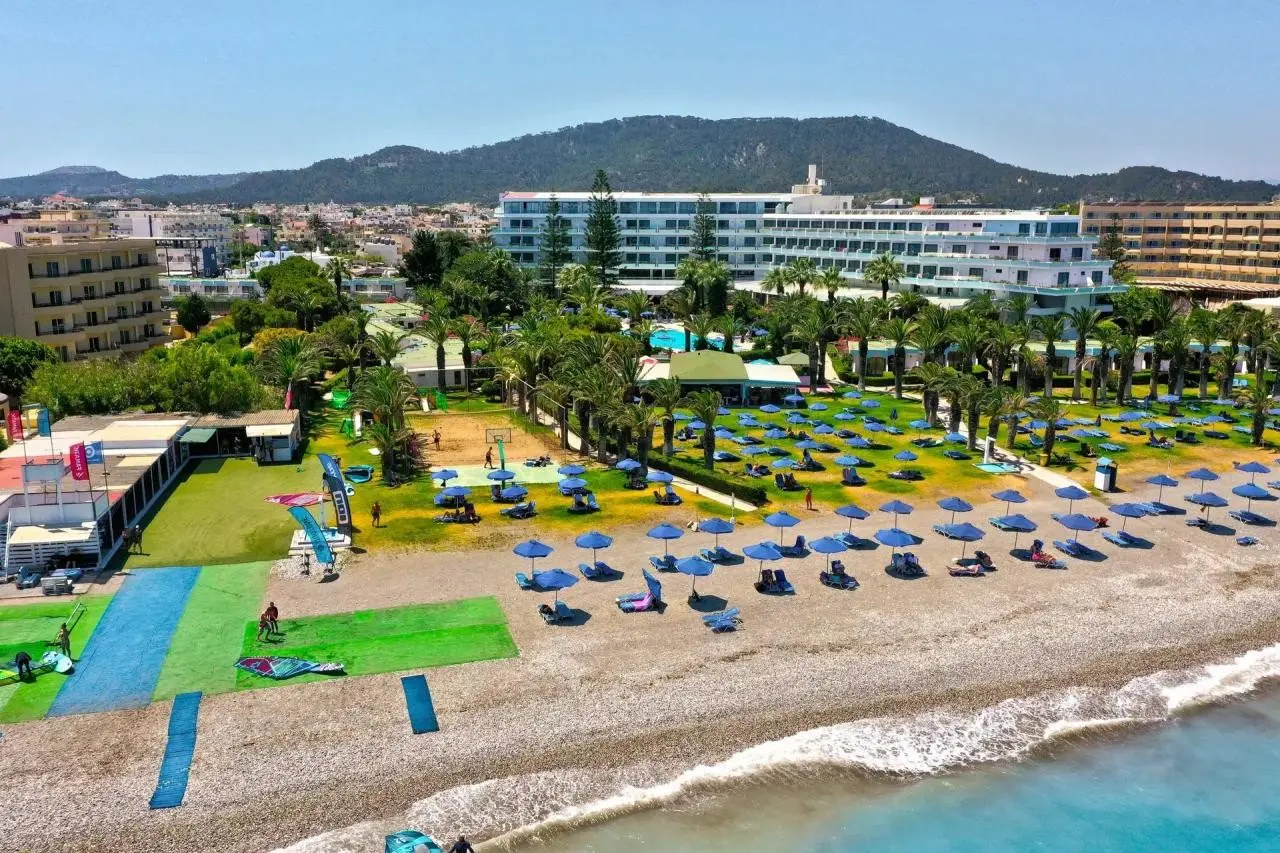 Plaża przy hotelu Blue Horizon