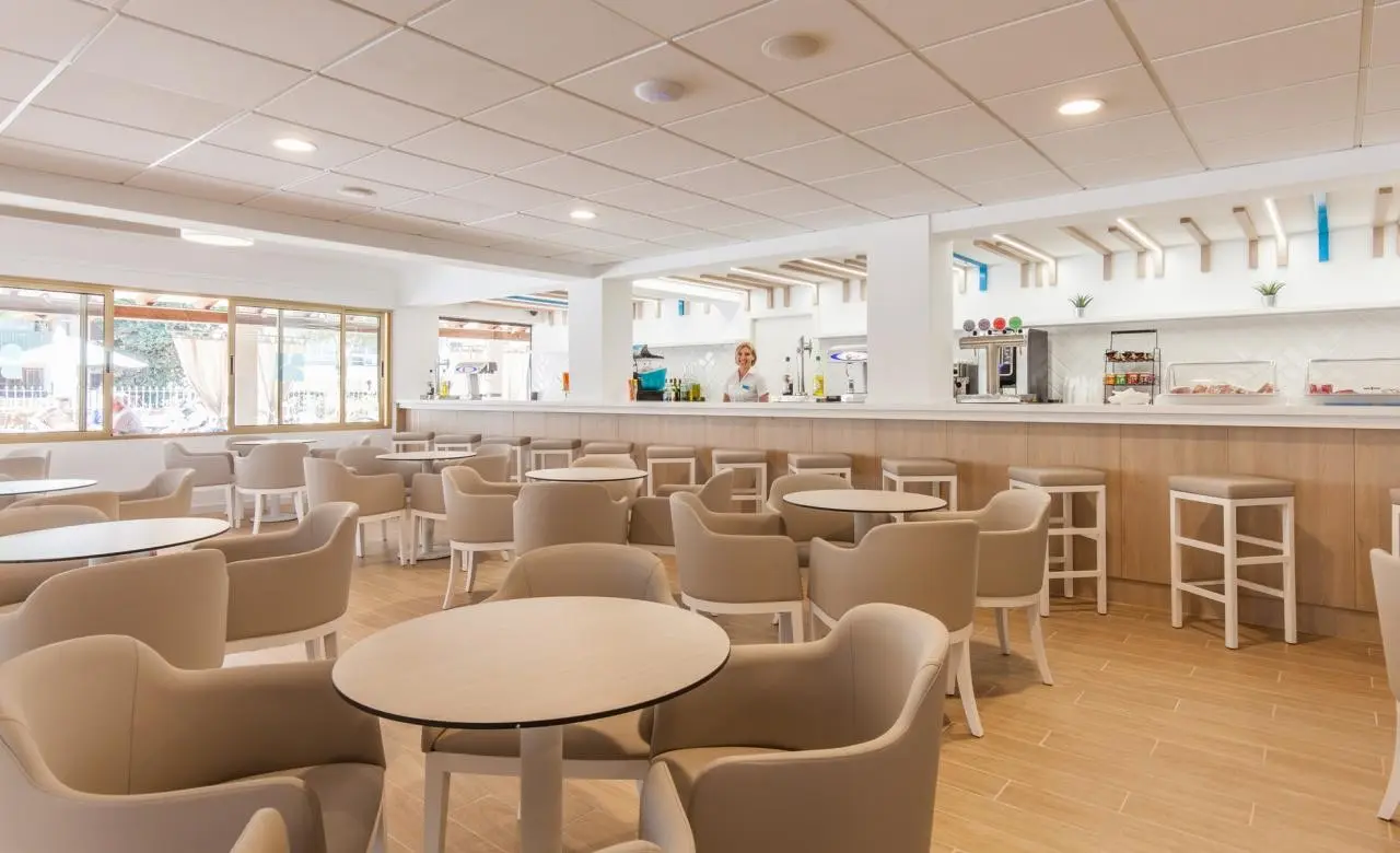 Restauracja i jedzenie w hotelu Blue Sea Hotel Don Jaime