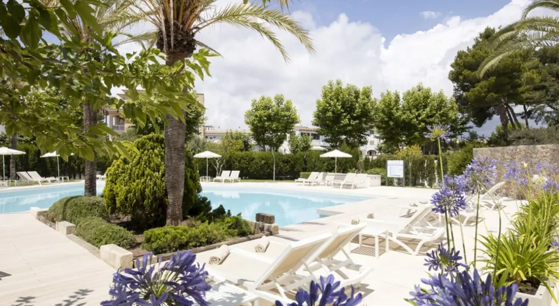 Basen w hotelu Canyamel Park Hotel & Spa