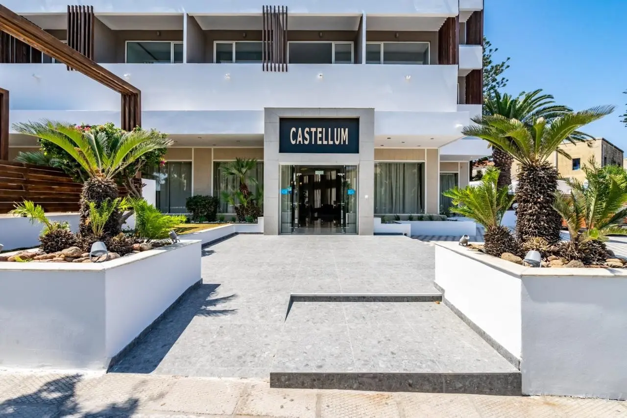 Castellum Suites — CASTELLUM SUITES