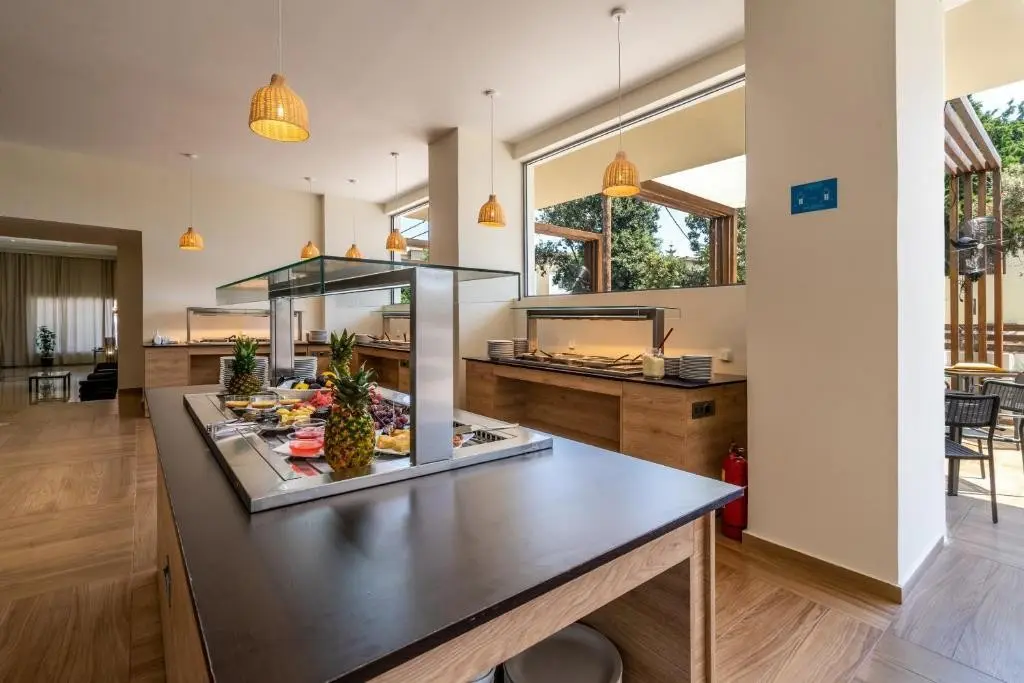 Castellum Suites — CASTELLUM SUITES