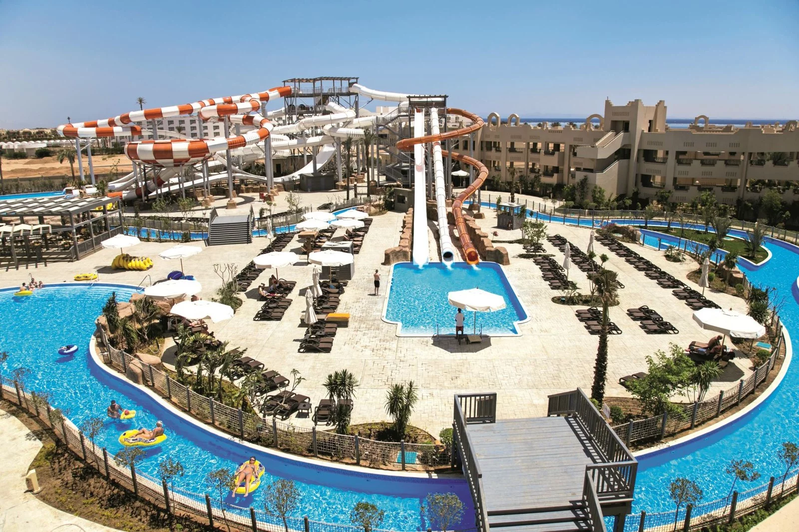 Hotel Coral Sea Waterworld