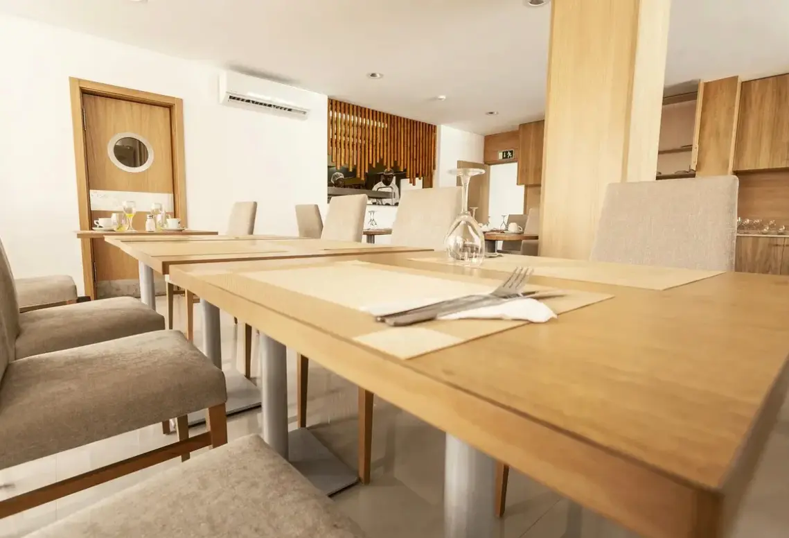 Restauracja i jedzenie w hotelu da Luz