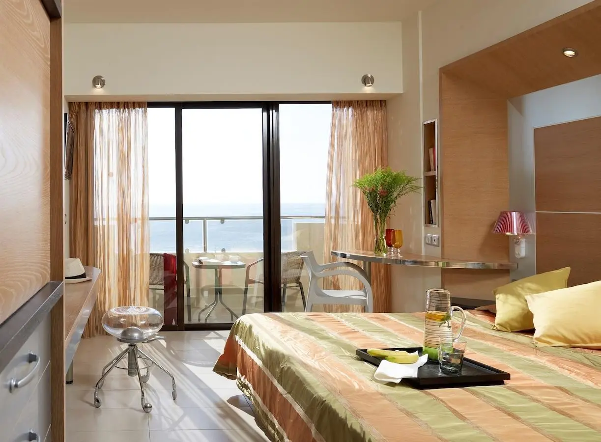 Esperos Palace — ESPEROS PALACE