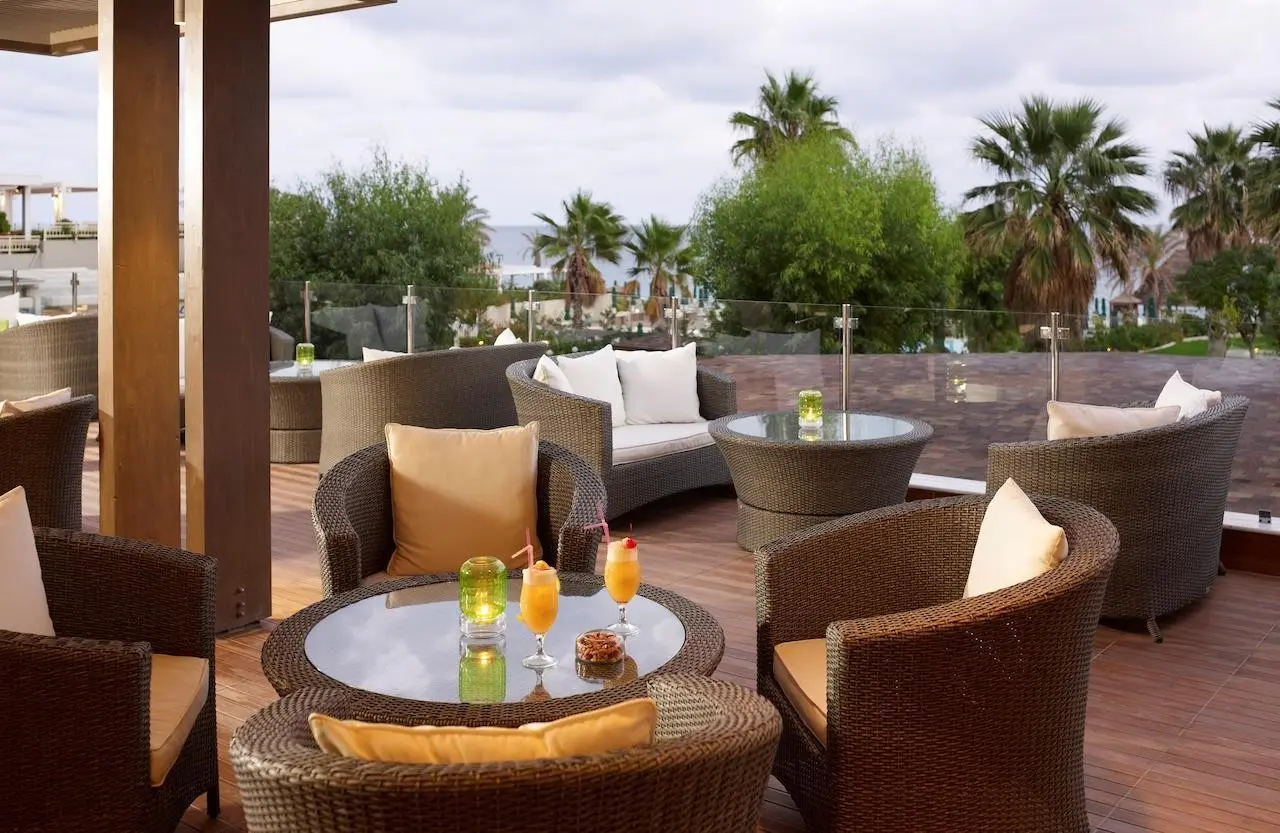 Esperos Palace — ESPEROS PALACE