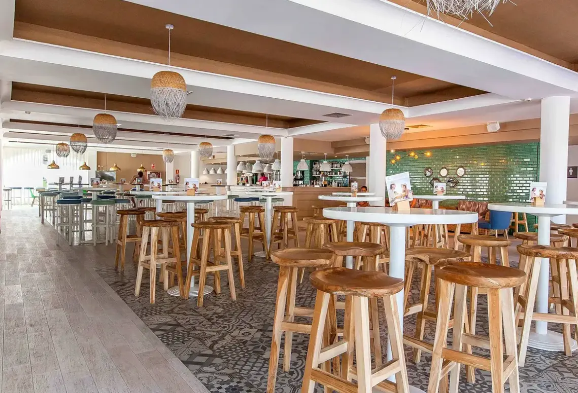 Restauracja i jedzenie w hotelu Fergus Club Europa