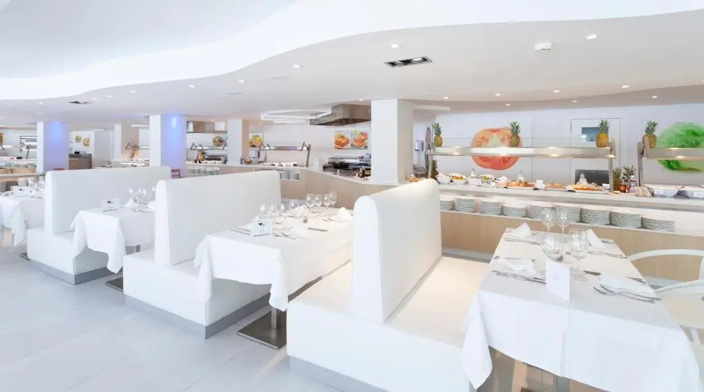 Fergus Style Cala Blanca Suites — FERGUS STYLE CALA BLANCA SUITES