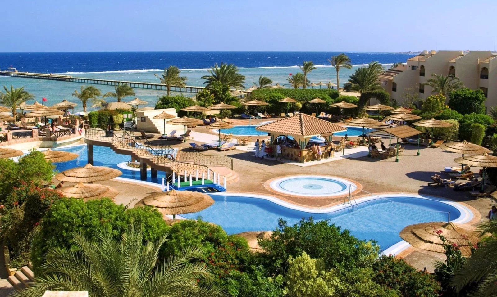 Hotel Flamenco Beach & Resort