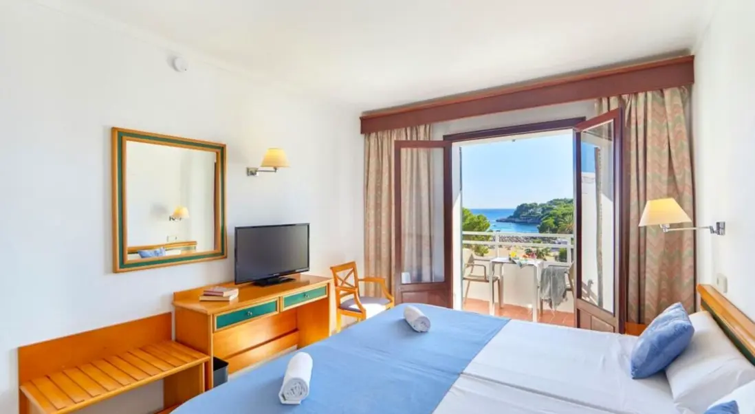 Pokój w hotelu Gavimar Cala Gran Costa del Sur Hotel & Resort