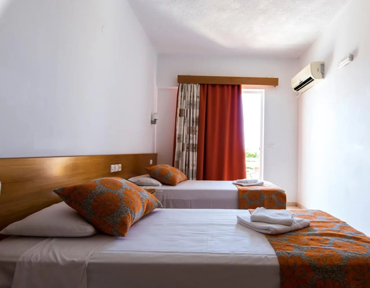 Georgia Apartments — GEORGIA APARTMENTS AFANDOU