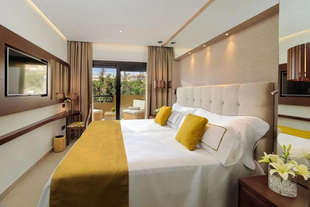 GF Victoria — GF VICTORIA