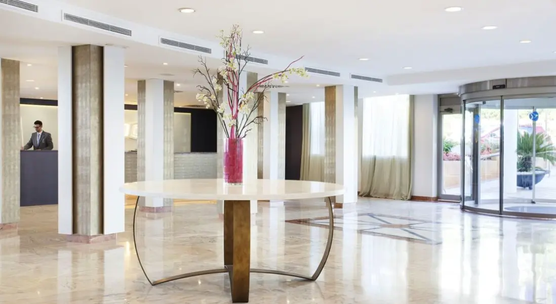 Lobby hotelu Grupotel Acapulco Playa