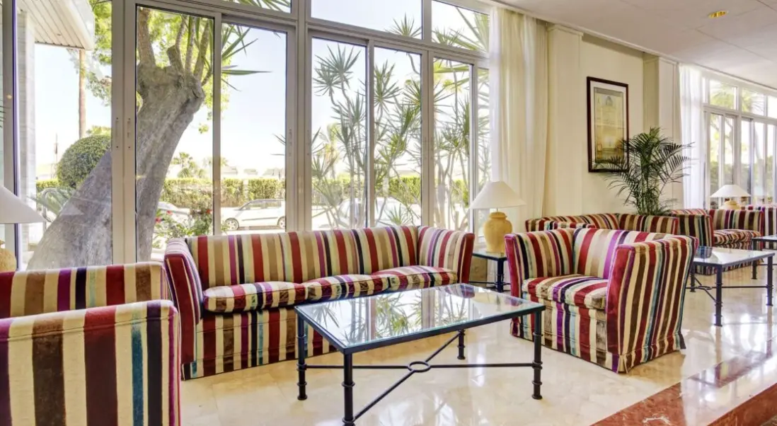 Lobby hotelu Grupotel Amapola