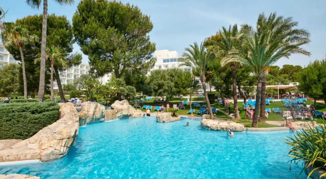 Basen w hotelu Grupotel Gran Vista & Spa