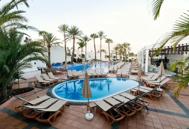 Basen w hotelu HD Parque Cristobal Tenerife