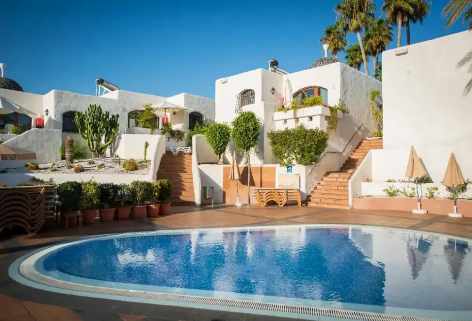 Basen w hotelu HD Parque Cristobal Tenerife