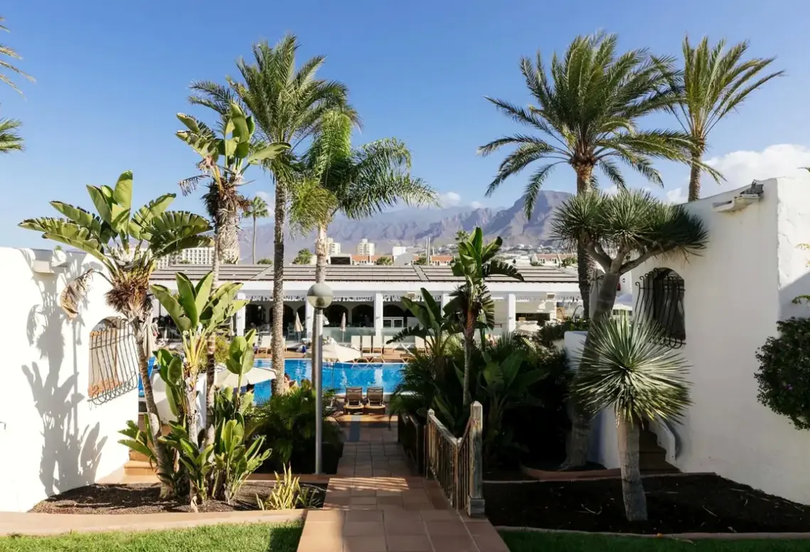 Basen w hotelu HD Parque Cristobal Tenerife