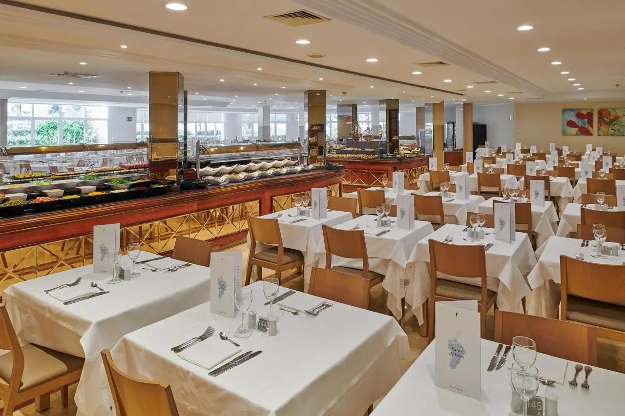 Restauracja i jedzenie w hotelu Hipotels Flamenco