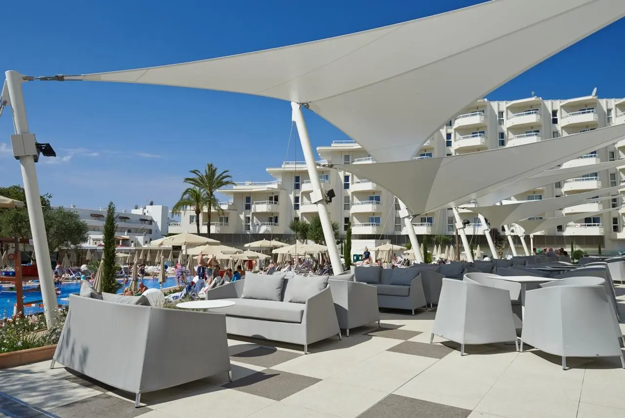 Hipotels Gran Coma — HIPOTELS COMA GRAN