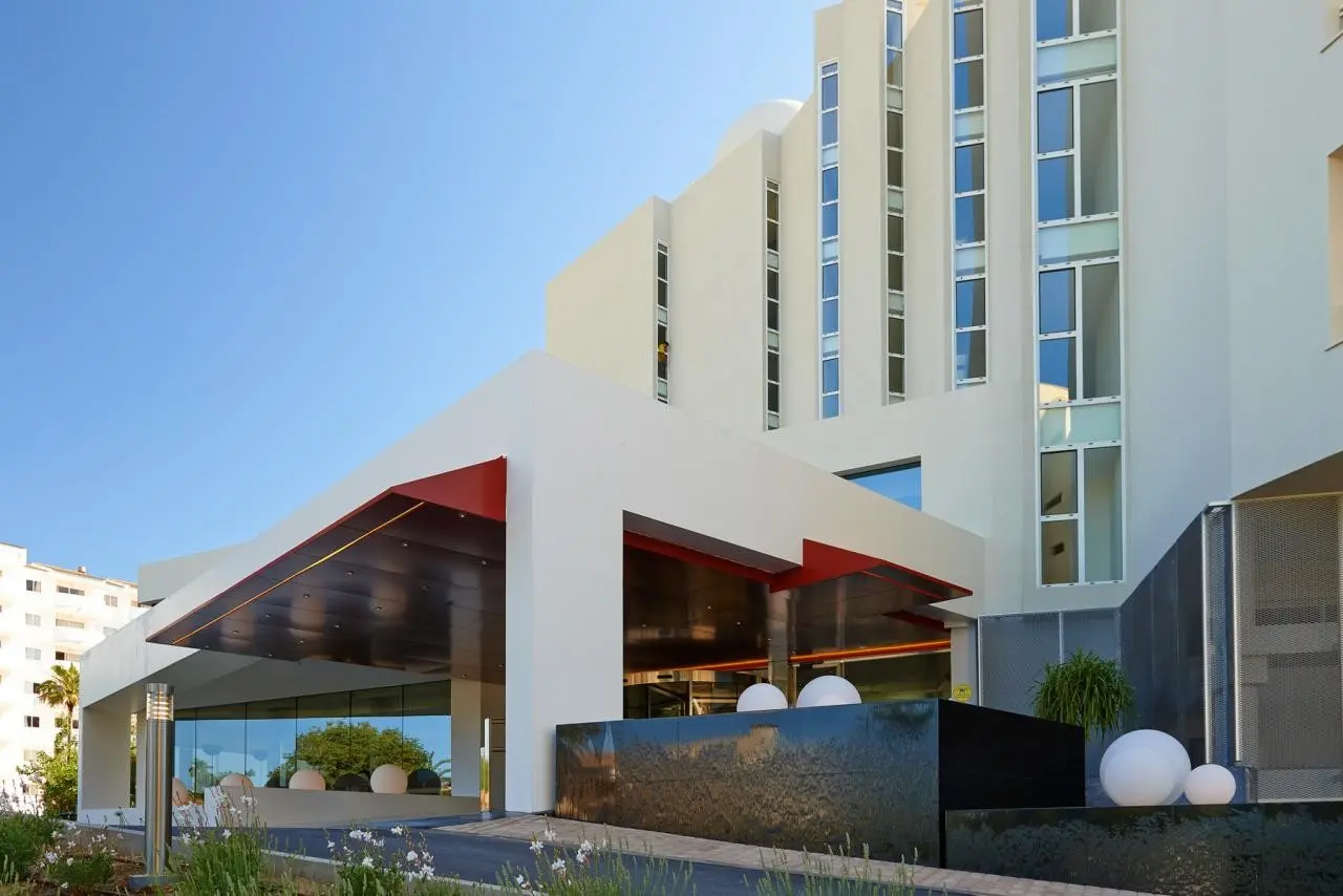 Hipotels Gran Coma — HIPOTELS COMA GRAN